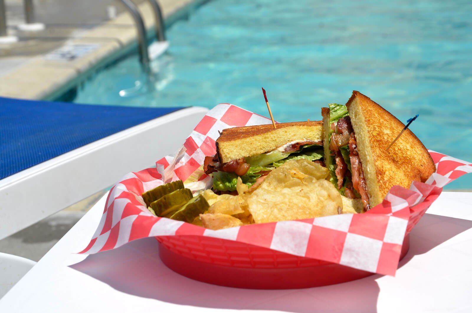 blt-sandwhich.jpg blt-sandwhich.jpg