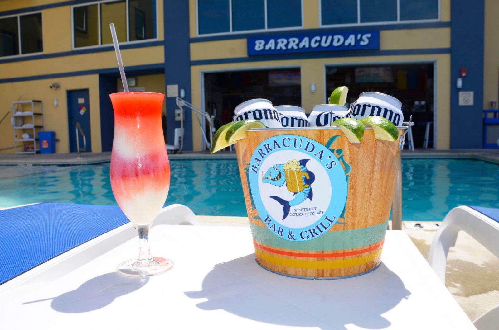 cocktail-corona-bucket-pool.jpg cocktail-corona-bucket-pool.jpg